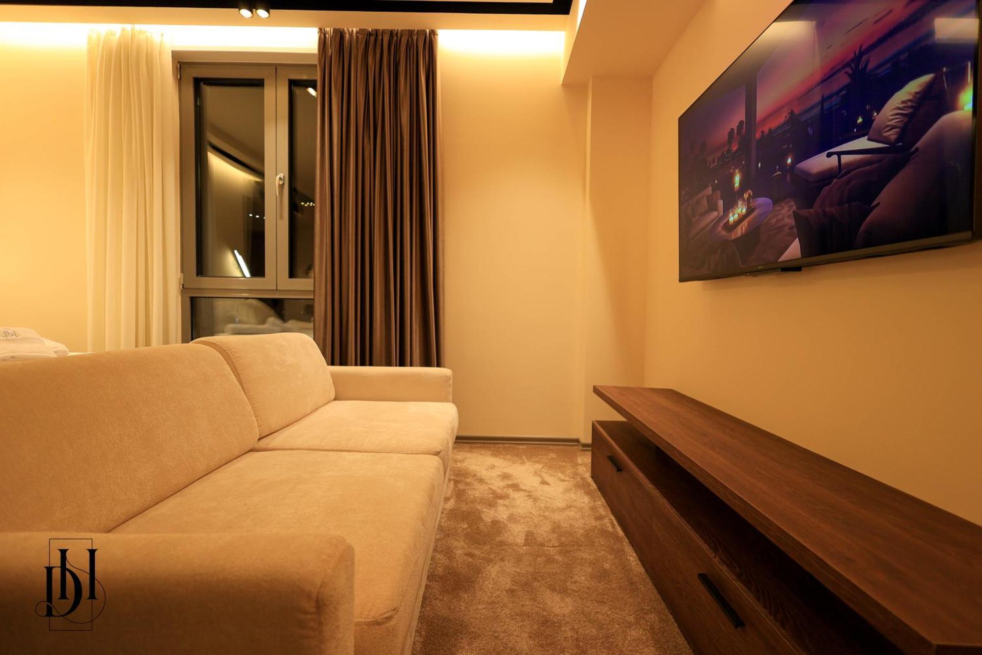 Deha Rooms & Apartments Тирана Екстер'єр фото