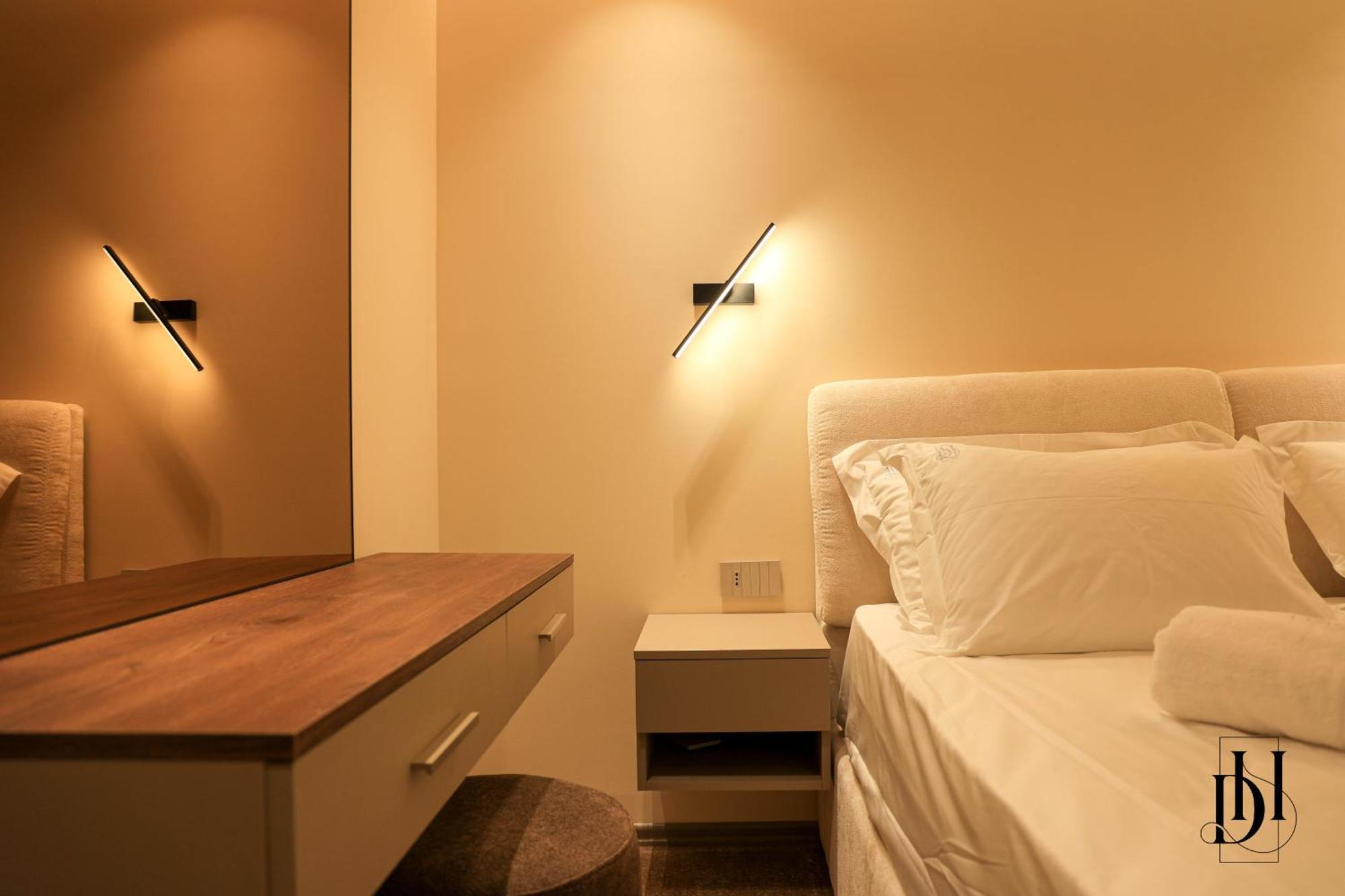 Deha Rooms & Apartments Тирана Екстер'єр фото