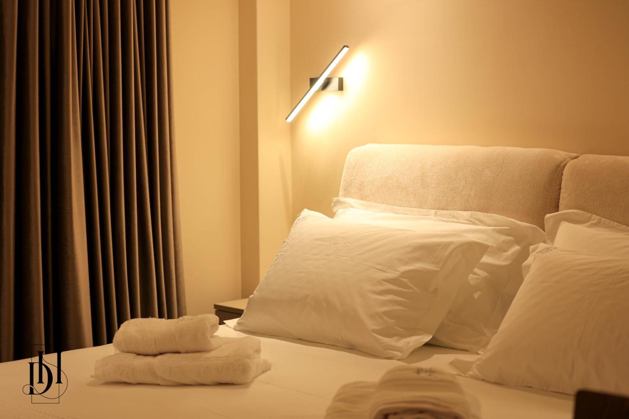Deha Rooms & Apartments Тирана Екстер'єр фото