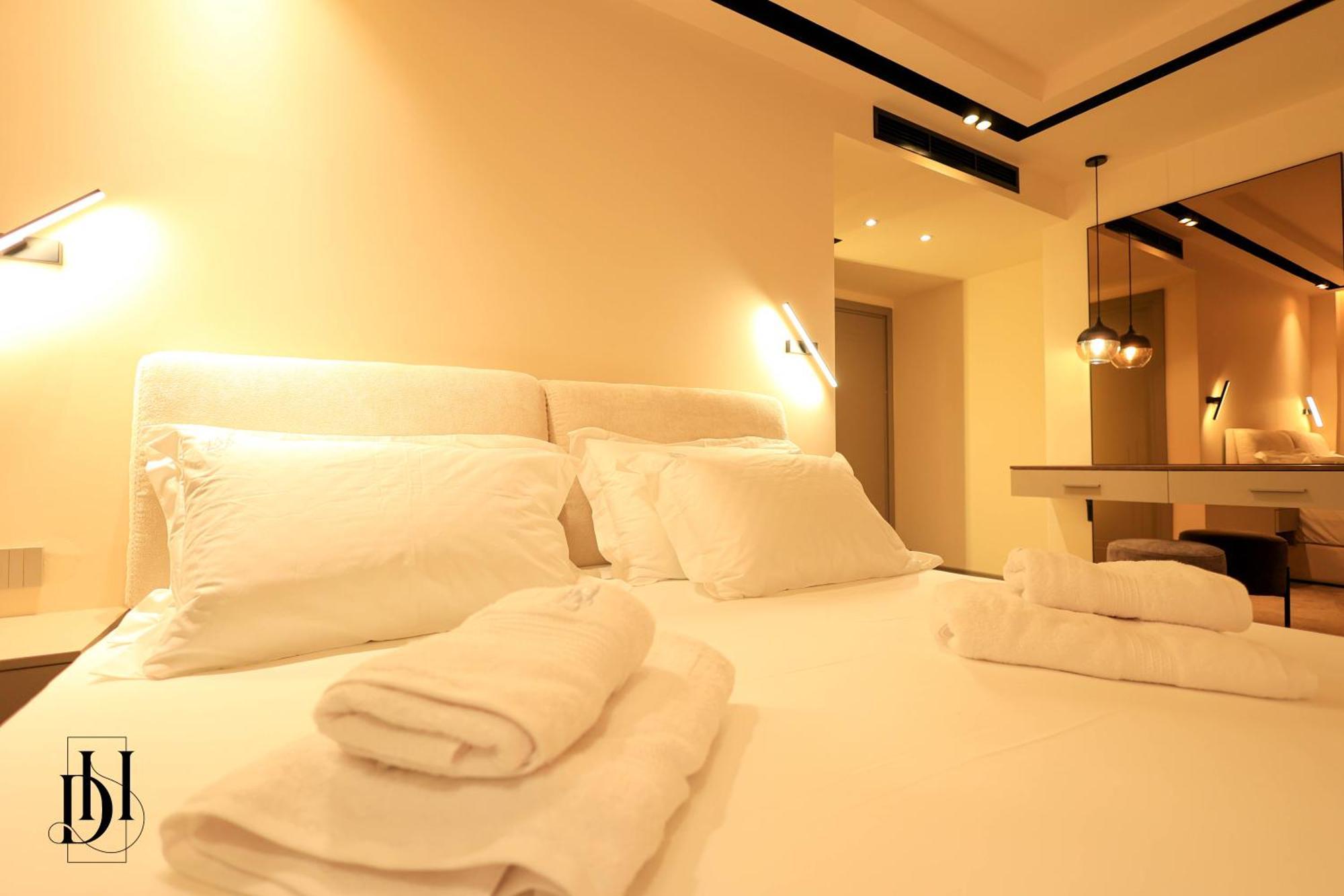 Deha Rooms & Apartments Тирана Екстер'єр фото