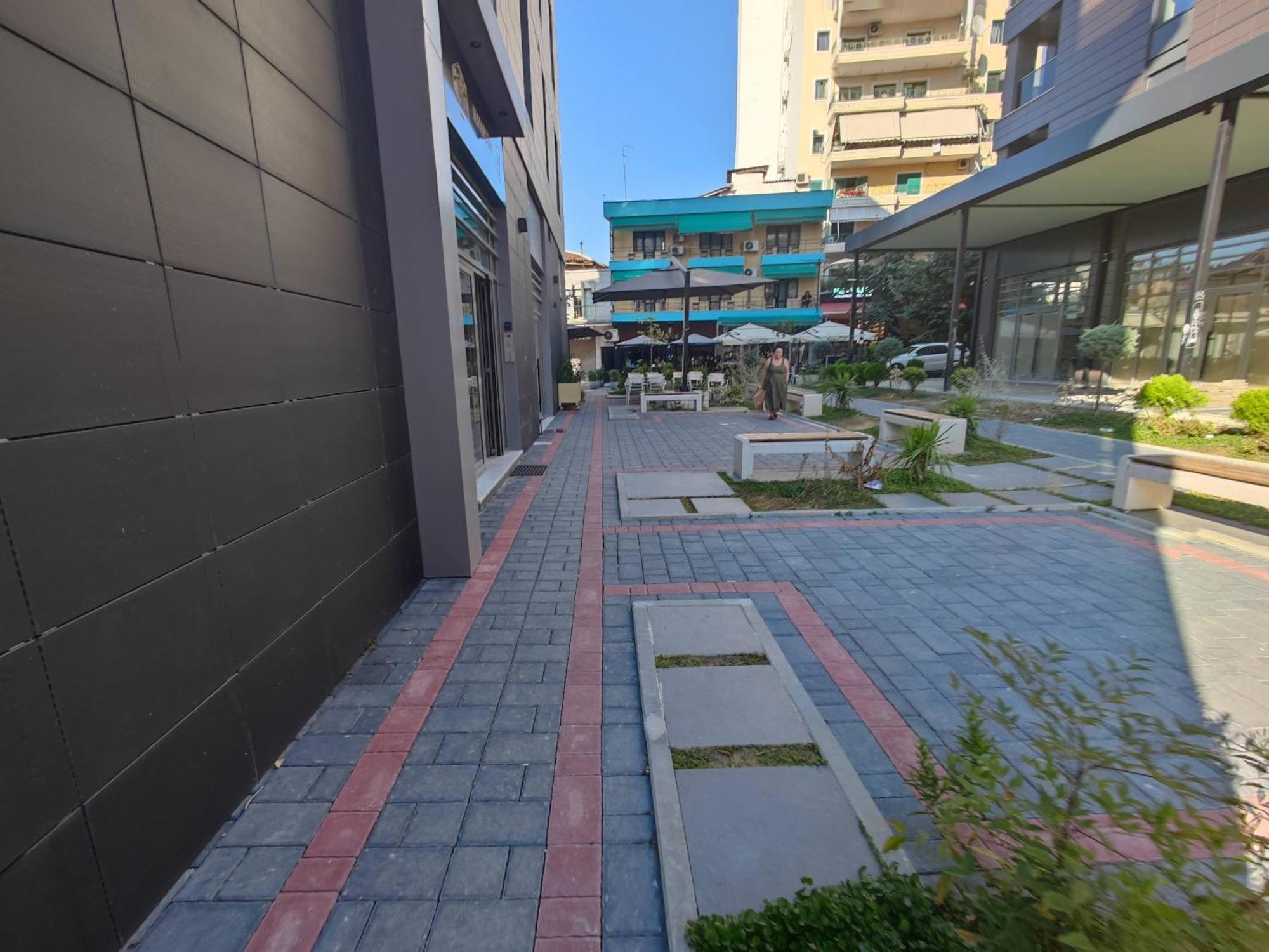 Deha Rooms & Apartments Тирана Екстер'єр фото