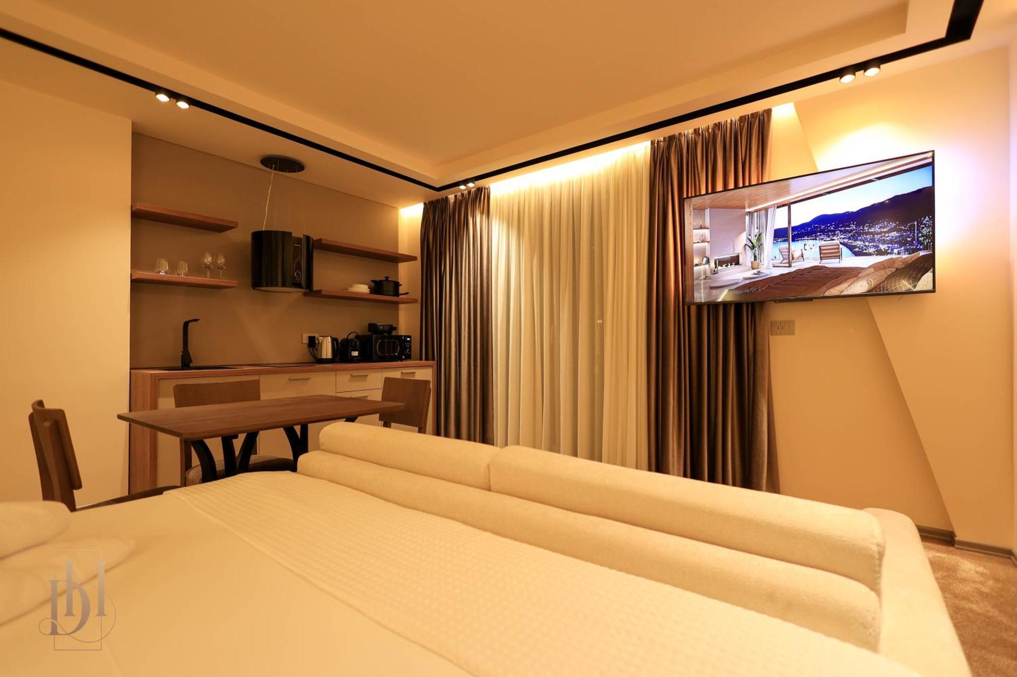 Deha Rooms & Apartments Тирана Екстер'єр фото