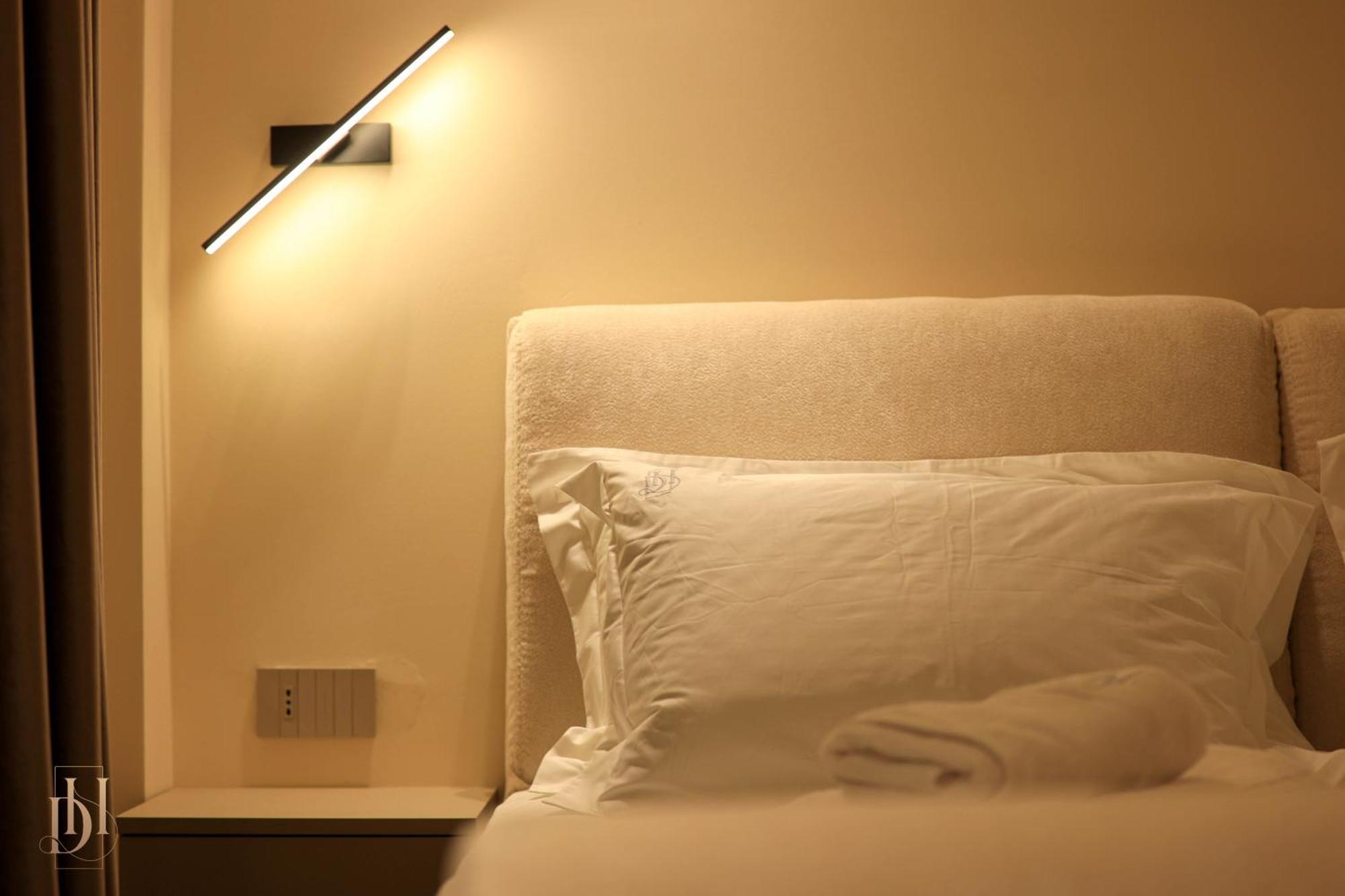 Deha Rooms & Apartments Тирана Екстер'єр фото